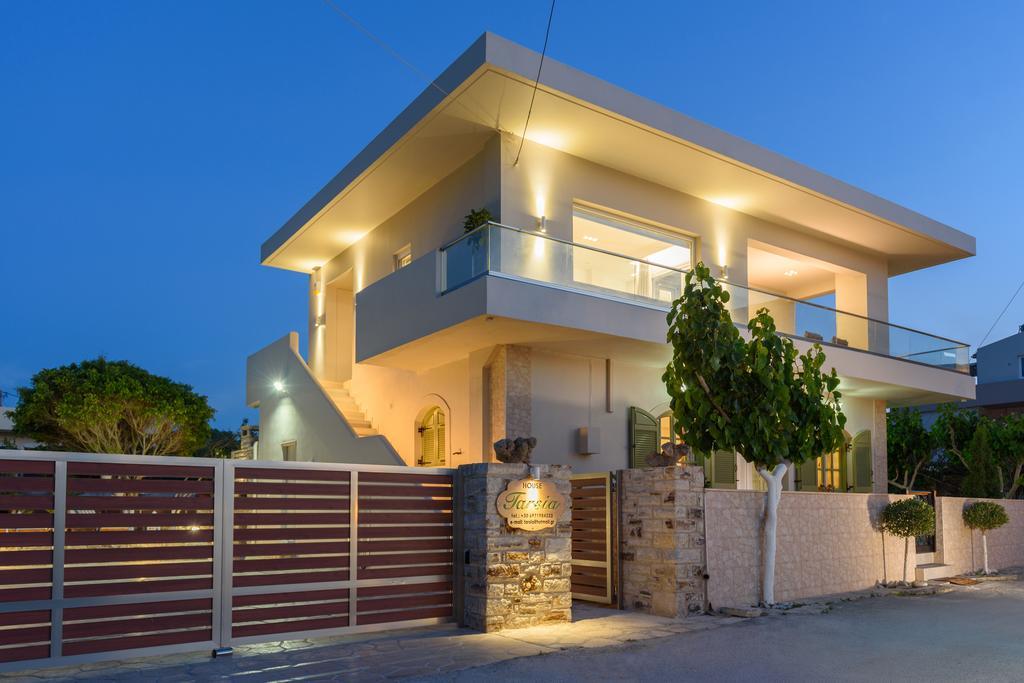 Tarsia Homes & Suites Καλαμάκι Εξωτερικό φωτογραφία